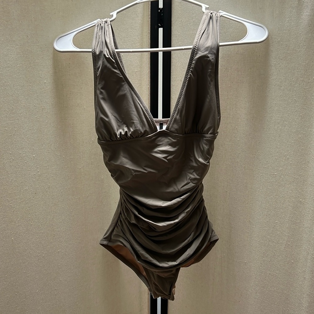 J.CREW NEW SIZE 2 One Piece Swimsuit